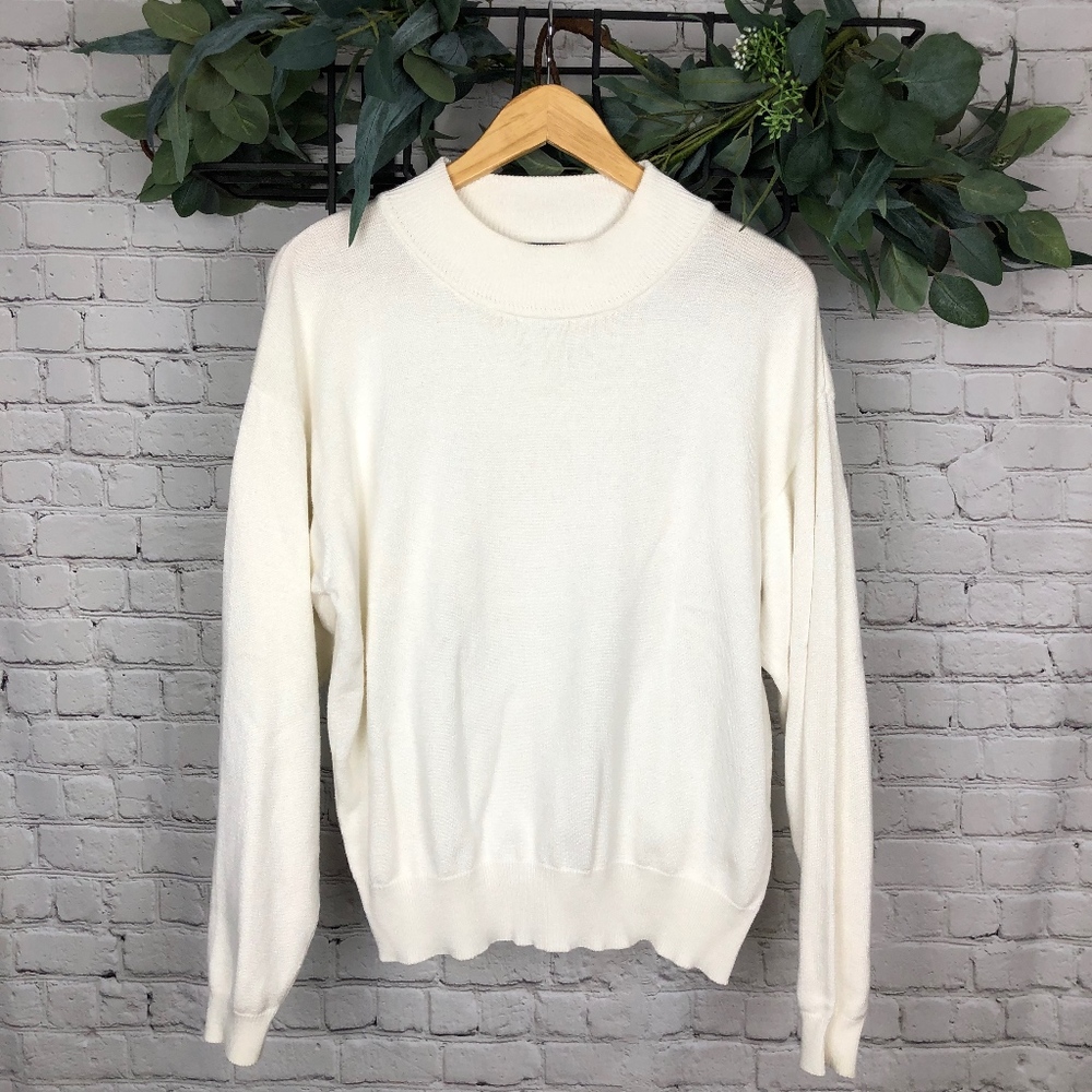 SALE **5 for $25** Vintage Belle Pointe Mockneck Cream Sweater